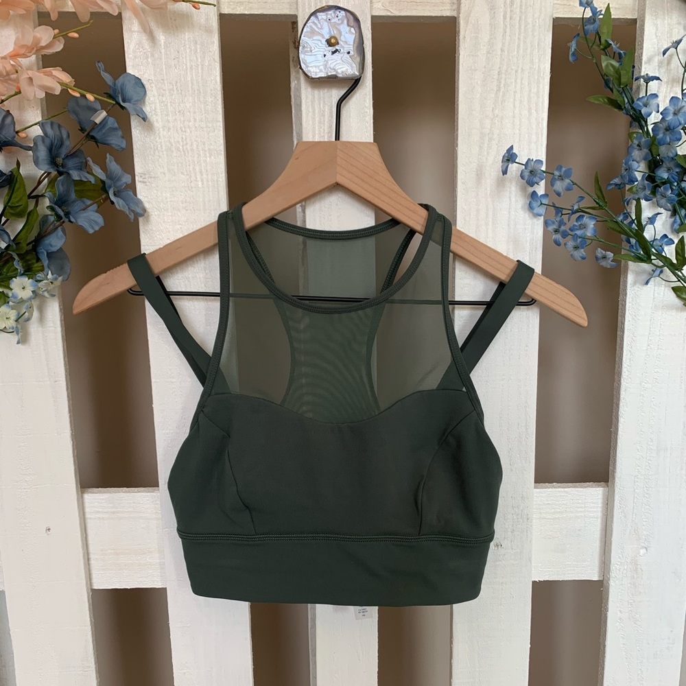 Lululemon sports bra - Picture 2 of 8